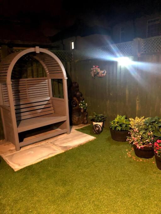 Private In Wrose, Shipley, Bradford *