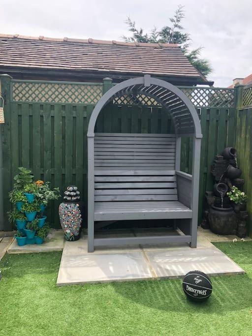 Private In Wrose, Shipley, Bradford Shipley (West Yorkshire)